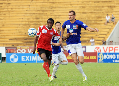 16 giờ chủ nhật 11-8, HAGL - Đồng Nai: Phố núi cao lại càng cao…