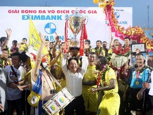 Hà Nội T&T ăn mừng chức vô địch. (Nguồn: TTXVN)