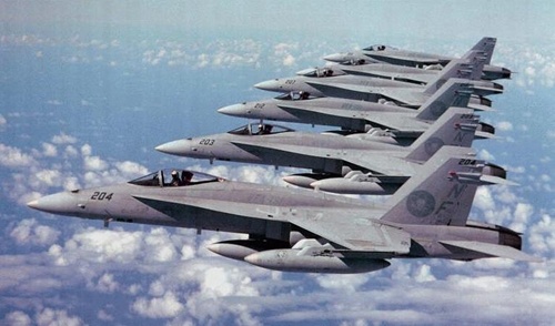 Dàn máy bay phương Tây sẵn sàng oanh kích Syria