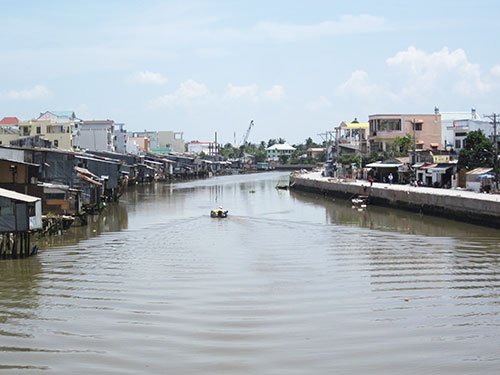 A corner of Cai Khe Canal leading to Mit Nai Market