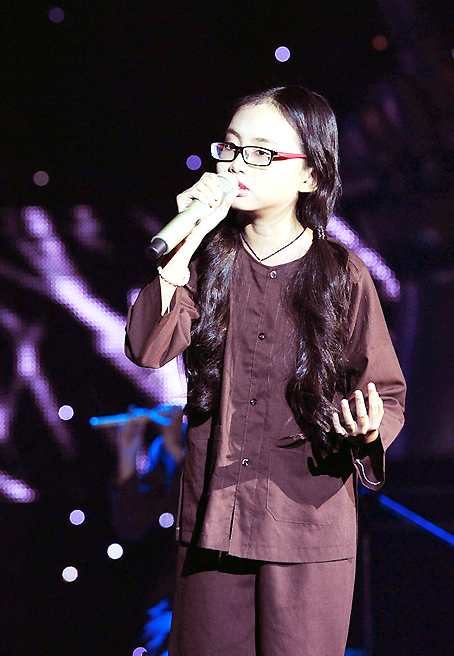 Phương Mỹ Chi trong chương trình Giọng hát Việt nhí. Tin Văn nghệ