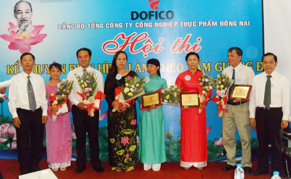 Thi kể chuyện điển hình làm theo tấm gương đạo đức Hồ Chí Minh