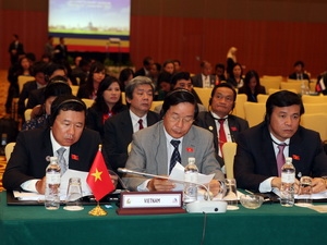 Đoàn đại biểu Quốc hội Việt Nam dự phiên họp toàn thể thứ hai. (Ảnh: TTXVN)