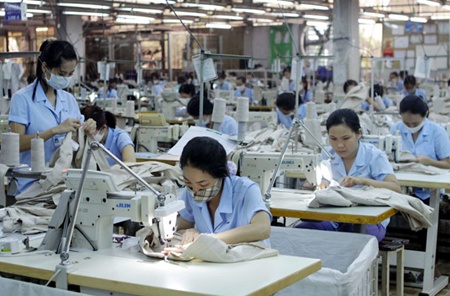Workers at the Dong Nai Textile and Garment Company No 3 make products for export. 