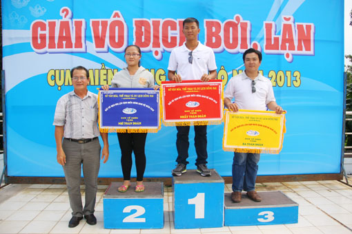 Đồng Nai dẫn đầu giải bơi, lặn Đông Nam bộ