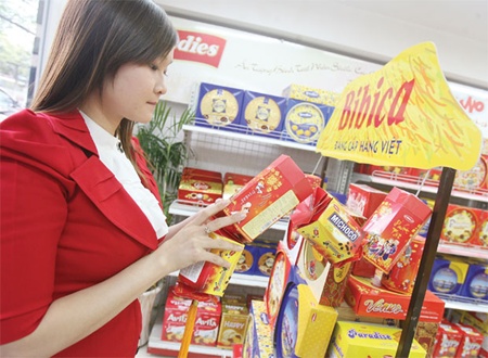 South Korean firm Lotte announced that it would purchase an additional 686,000 shares in confectionery company Bibica (BBC) from October 18 - 23, increasing its stake to 43.1 per cent.