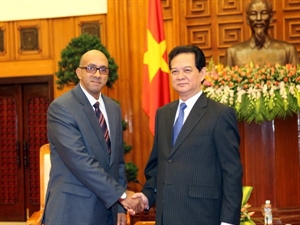 PM Nguyen Tan Dung and Cuban Ambassador Herminio Lopez Diaz in Hanoi 