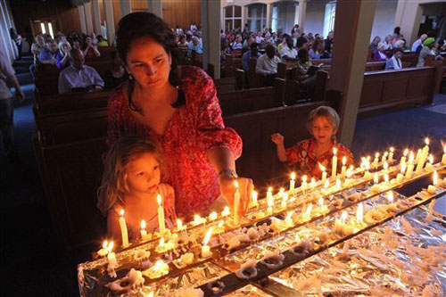 Đông đảo các nhà lãnh đạo quốc tế tham dự lễ tang cố Tổng thống Nam Phi Mandela