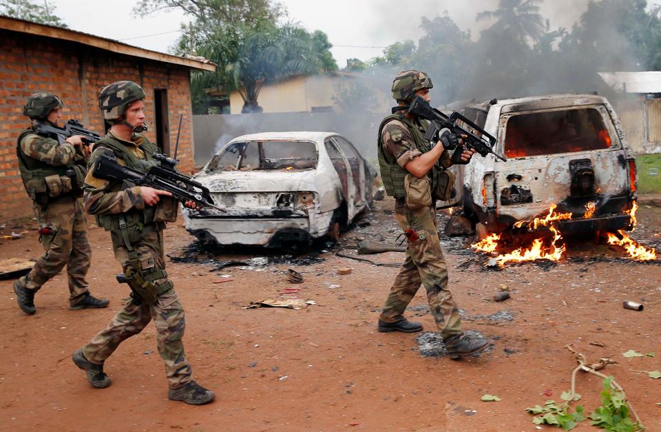 Hai binh sỹ Pháp tại Cộng hòa Trung Phi (Nguồn: AFP)