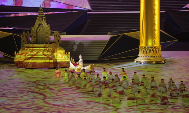 Chùm ảnh lễ khai mạc SEA Games 27 đầy màu sắc