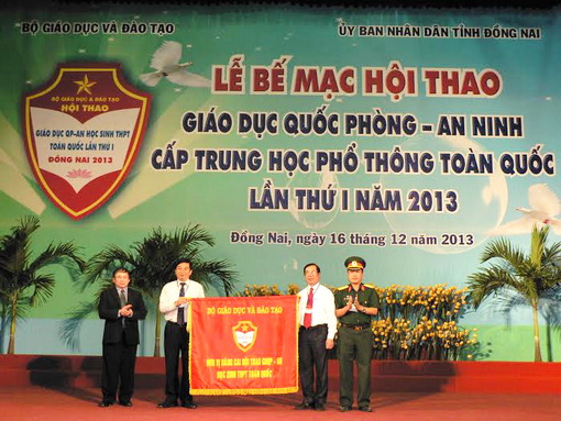 Dong Nai ranks first at National Defence-Security Education Festival for high schools