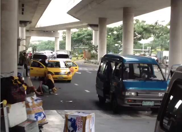 Nhà ga sân bay ở Manila sau vụ tấn công. (Nguồn: gmanetwork.com)