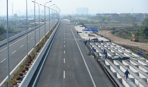 The expressways section that is scheduled to open to traffic on December 30, 2013