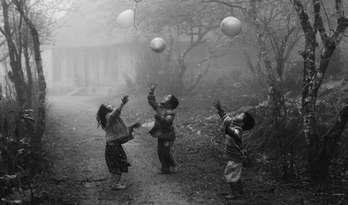 Vo Anh Kiet's photo "My Balloon"