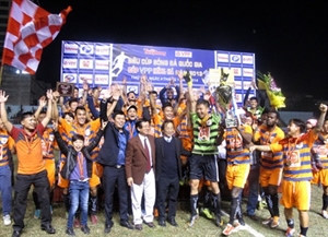 Ninh Binh players celebrate their first ever National Super Cup win