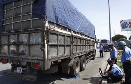 Dong Nai to be installed mobile scale to crack down on overloaded trucks