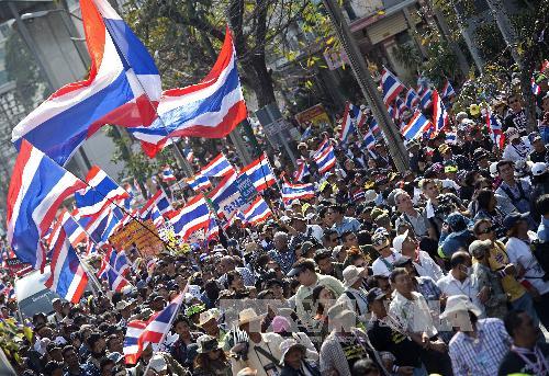 Các cuộc biểu tình phản đối chính phủ Thái Lan vẫn tiếp diễn ở thủ đô Bangkok. (Ảnh: AFP/TTXVN)