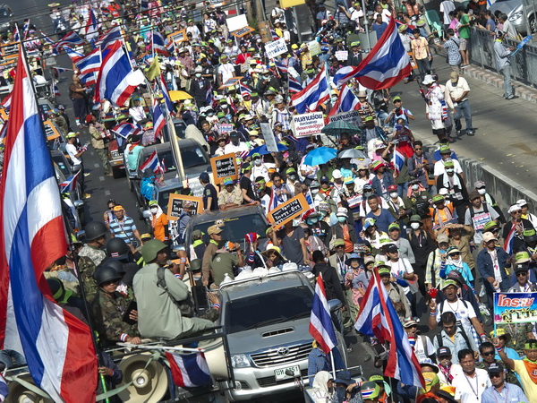 Cuộc biểu tình chống chính phủ tại thủ đô Bangkok, diễn ra ngày 31/1. (Ảnh: AFP/TTXVN phát)