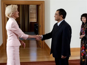 Governor-General of Australia Quentin Bryce receives Vietnamese Ambassador to Australia Hoang Vinh Thanh (Source: Vietnamese Embassy in Australia)