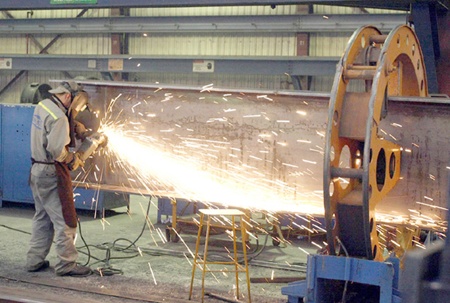 Steel processing at wholly foreign invested Zamil Steel Viet Nam Company.