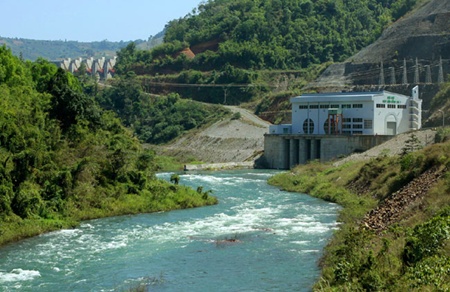 Dong Nai 2 hydropower plant in southern Dong Nai Province. Electricity of Viet Nam plans to operate more hydropower plants during the dry season to prevent further power cuts