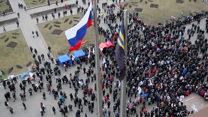 Tòa nhà chính quyền Donetsk của Ukraine bị chiếm giữ