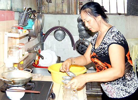 Bà Thúy nghị lực