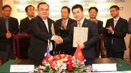 Viettel helps Laos develop national font for devices