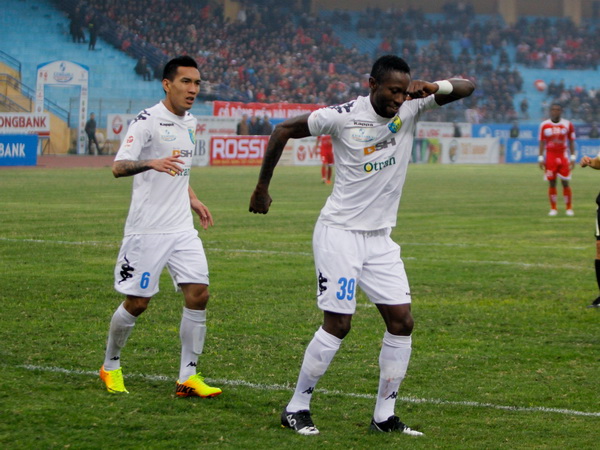 Ghi 6 bàn trong hiệp hai, Hà Nội T&T "hủy diệt" ĐTLA