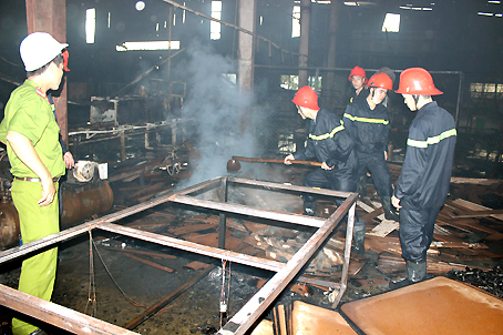 Fire hits Bao Viet Industrial Co's workshop