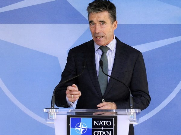 Tổng thư ký NATO Anders Fogh Rasmussen phát biểu trong buổi họp báo trước thềm hội nghị Ngoại trưởng NATO tại Brussels ngày 1/4. (Nguồn: AFP/TTXVN)