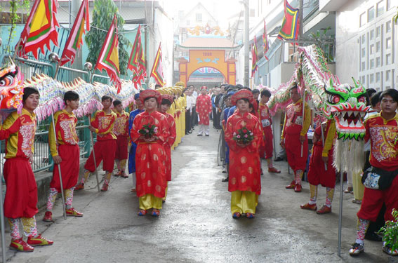 Cultural activities commemorate Hung Kings' death anniversary