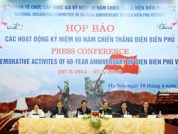 Họp báo công bố các hoạt động kỷ niệm 60 năm Chiến thắng Điện Biên Phủ. (Ảnh: TTXVN)