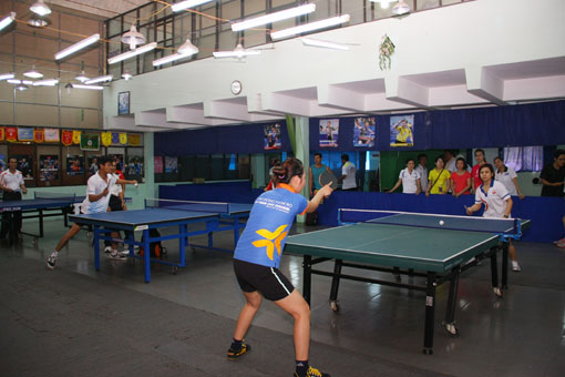 Các VĐV thi đấu môn bóng bàn