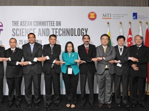 Vietnam attends ASEAN Science and Technology meeting