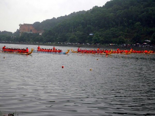 Trong khuôn khổ Đại hội thể dục thể thao toàn quốc lần thứ 7 - năm 2014, ngày 8/5, giải đua thuyền truyền thống Eximbank lần thứ 2 đã chính thức khai mạc tại hồ Côn Sơn, Khu di tích Côn Sơn-Kiếp Bạc, thị xã Chí Linh, Hải Dương.