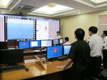 Bộ Quốc phòng làm việc với Cảnh sát Biển về hoạt động chấp pháp trên biển