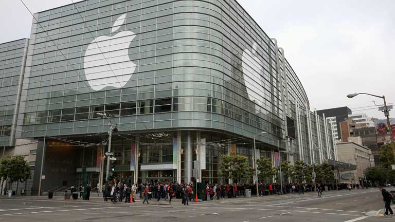 New Apple software brings Macs and iPhones closer