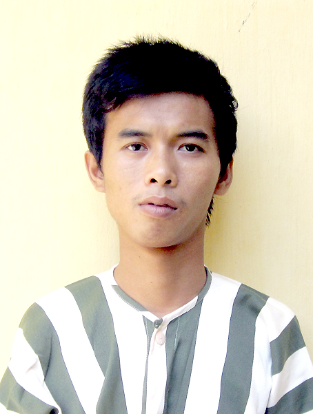 Đối tượng Vương “Mèo” lúc bị bắt.