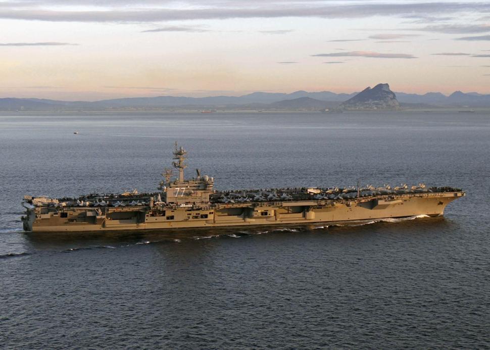 Tàu sân bay USS George H.W. Bush trên đường tới Vùng Vịnh (Nguồn: Hải quân Mỹ)