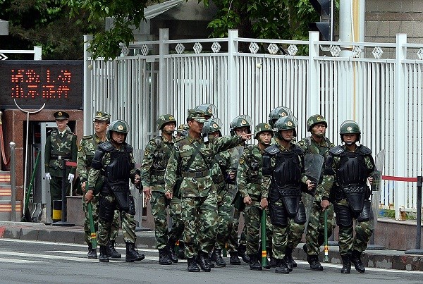 Trung Quốc: Cảnh sát bắn chết 13 tên côn đồ ở Tân Cương