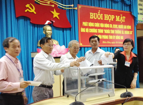 Phát động ủng hộ "Nghĩa tình Trường Sa-Hoàng Sa"