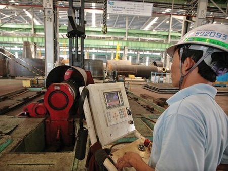 FDI inflows drop in first half of the year
