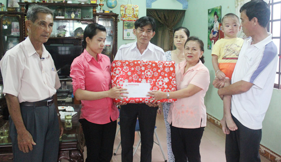 Joining hands to help child with fatal disease