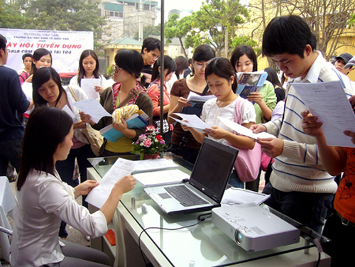 Government issues new rules on employment services