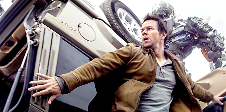 Transformers 4, bộ phim đang “làm mưa làm gió” tại các rạp chiếu Việt Nam. ảnh: CGV