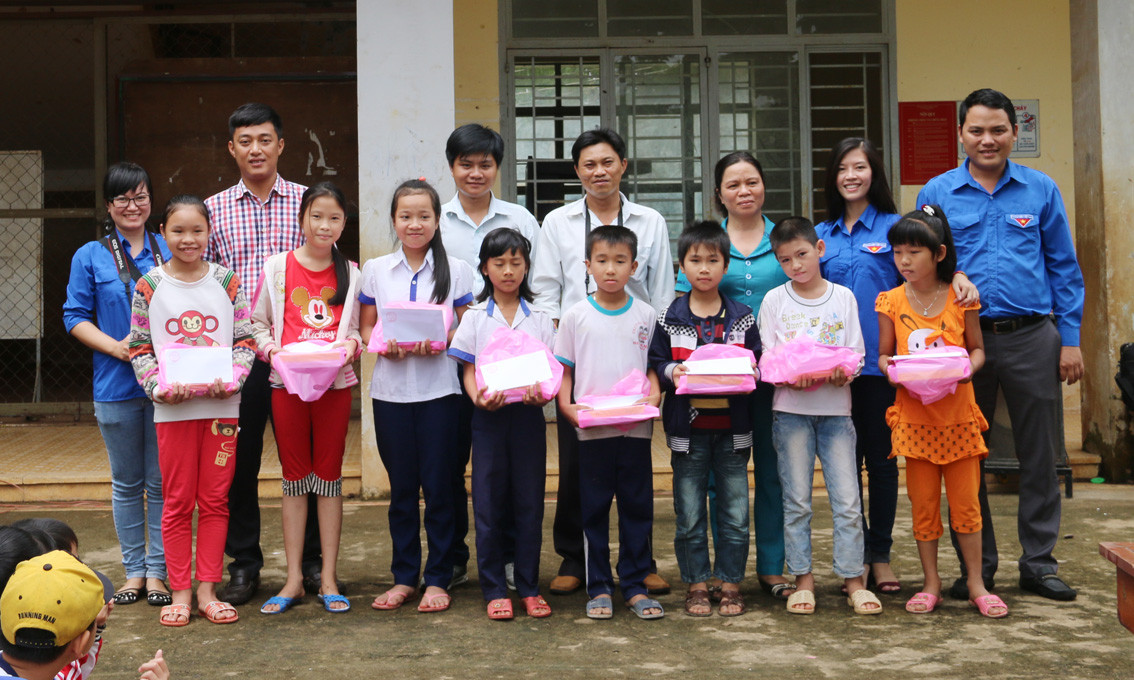 Gifts for studious poor students