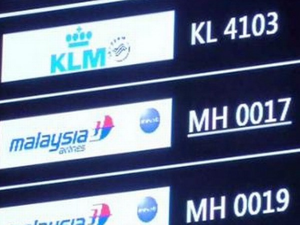 Thông tin chuyến bay MH17 cuối cùng hiện trên màn hình sân bay quốc tế Kuala Lumpur, ngày 25/7. (Nguồn: Reuters)