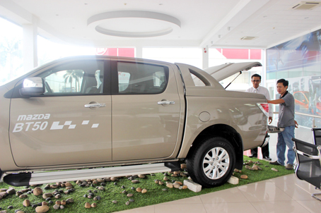 Dòng xe bán tải Mazda BT 50 đang bán chạy tại cửa hàng Mazda Biên Hòa ở đường 2A, Khu công nghiệp Biên Hòa 2 (TP. Biên Hòa).