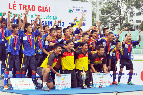 U15 PVF tràn đầy cơ hội bảo vệ thành công ngôi vô địch giải bóng đá lứa tuổi 15 QG